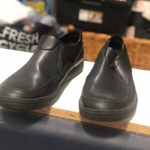 Skecher’s Skech-Air - Size 11 US Men’s